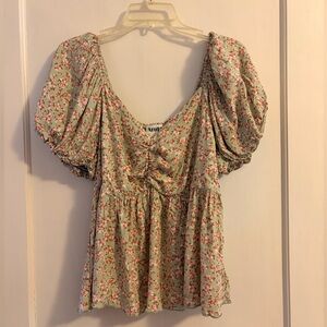 Arula Floral Puff Sleeve Top